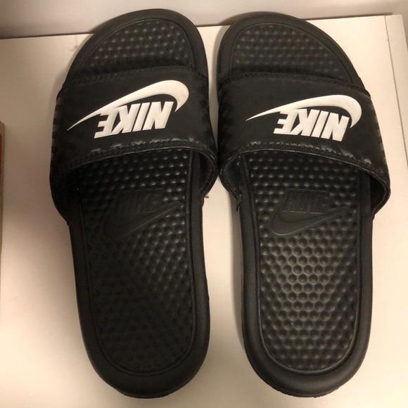 Nike Shoes - Nike slides
